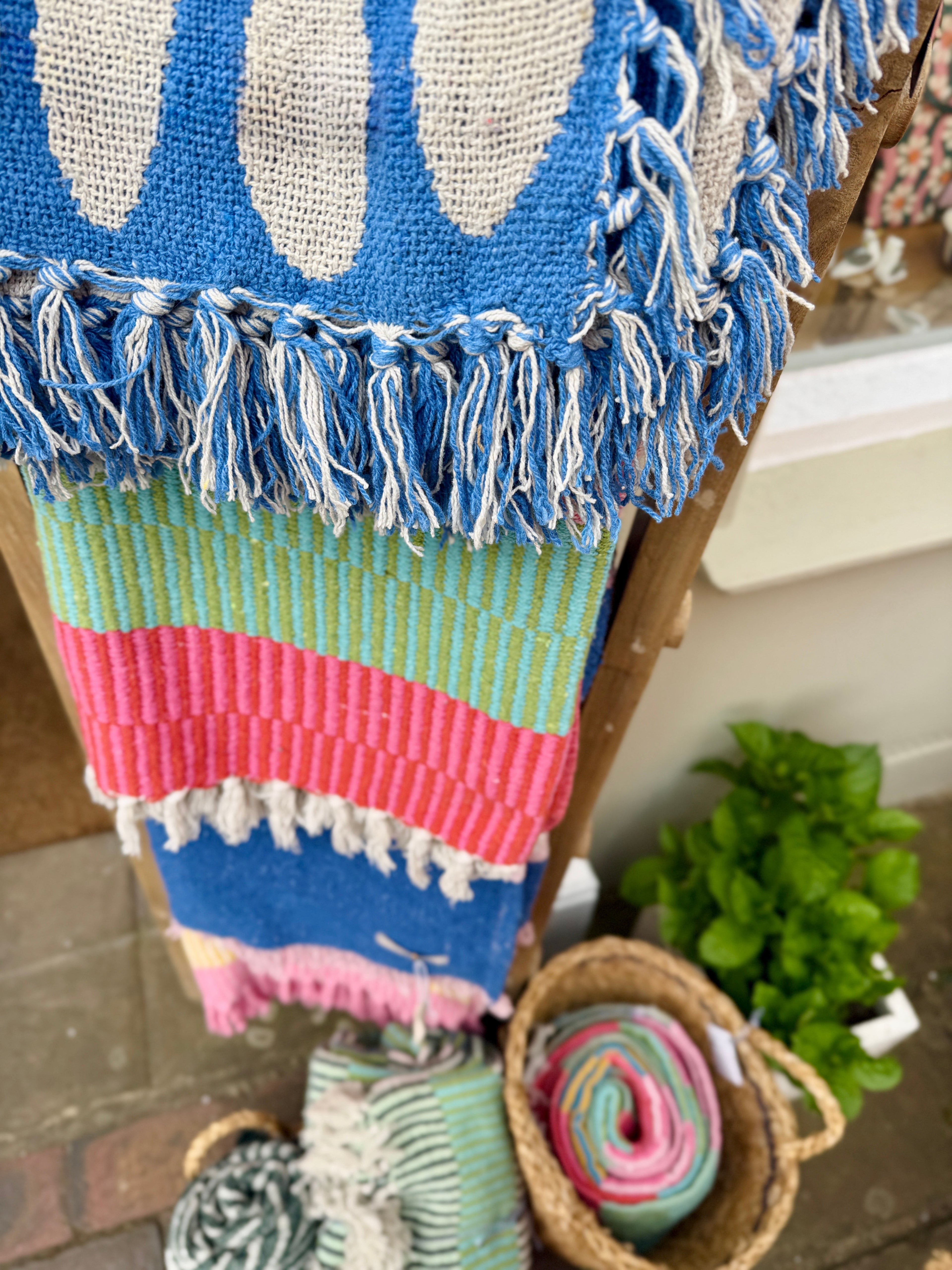 Throws - Simply Rye