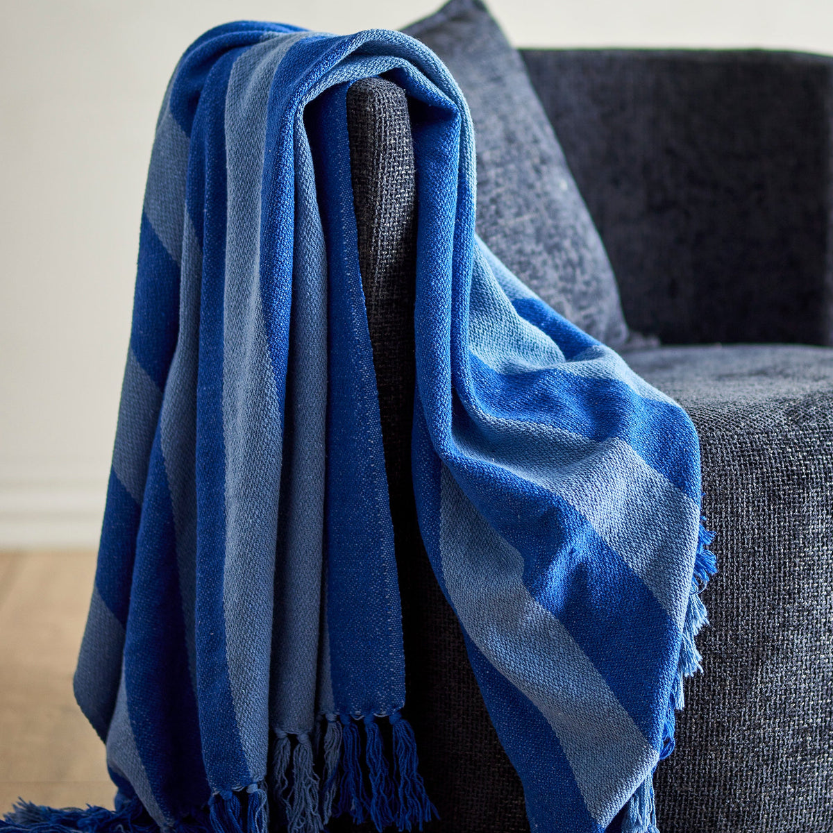 Frello Throw - Blue