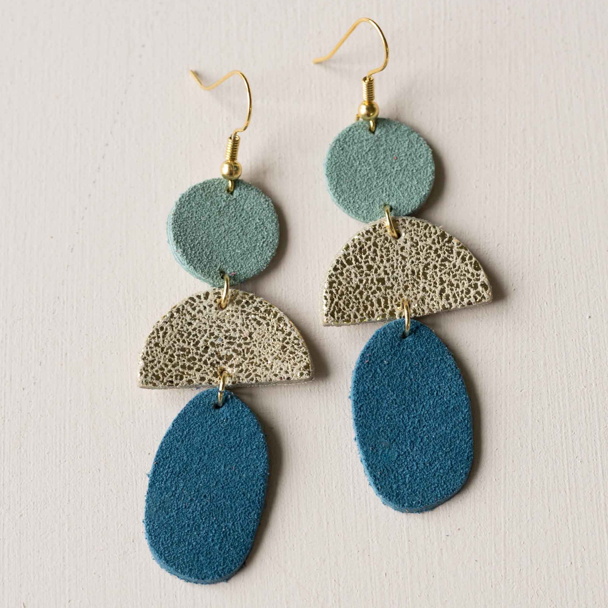 Bamaluz Dangle Hook Earrings - Simply Rye