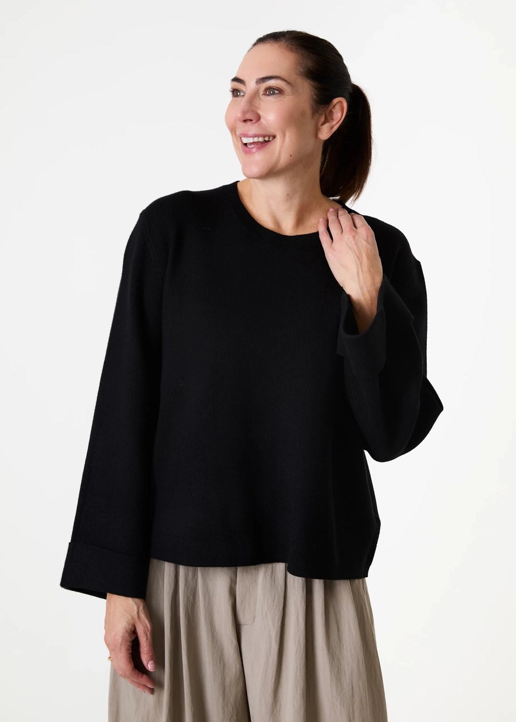 Crew Neck Bell Sleeve Jumper - Black - Simply Rye