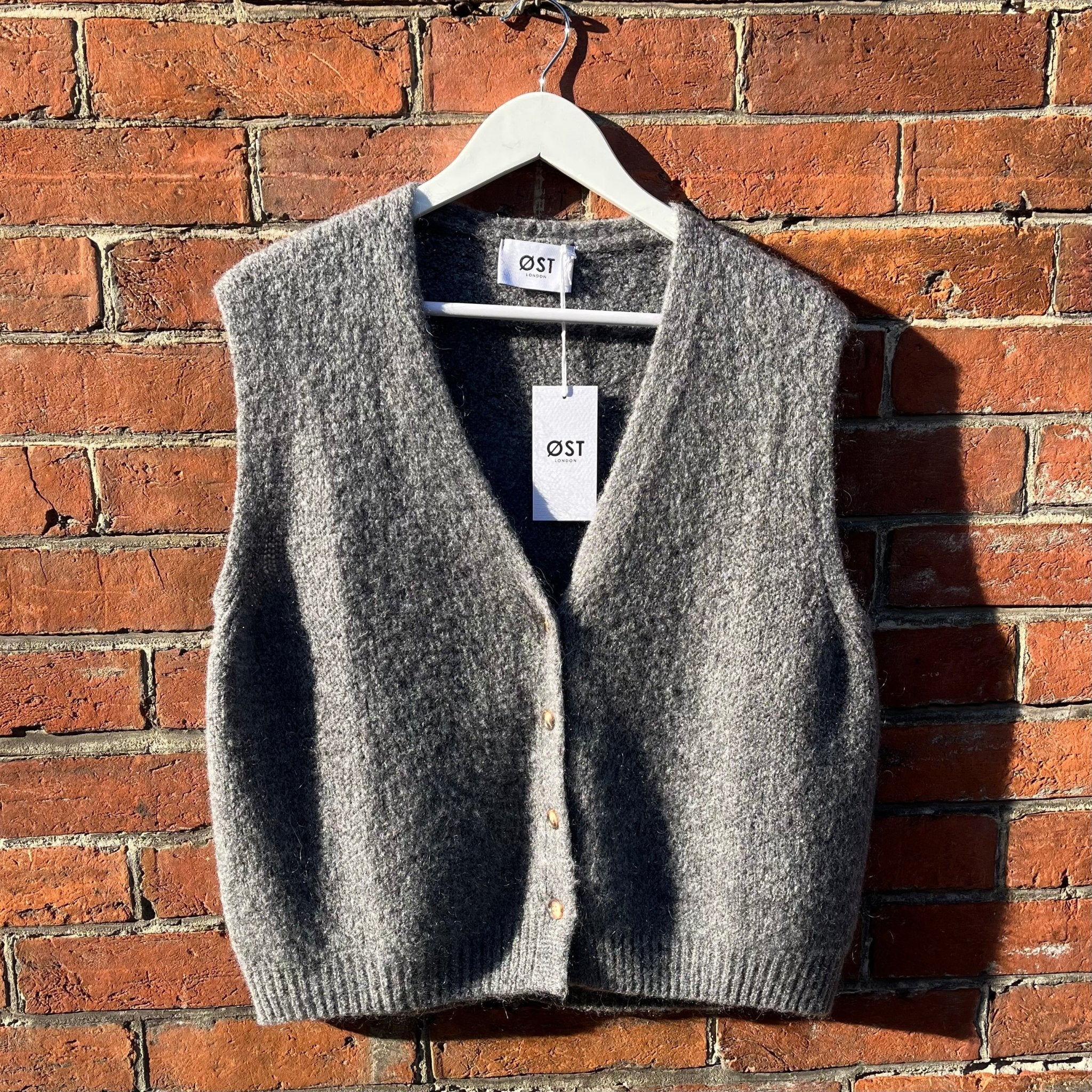 Erika Kid Mohair Vest - Dark Grey - Simply Rye