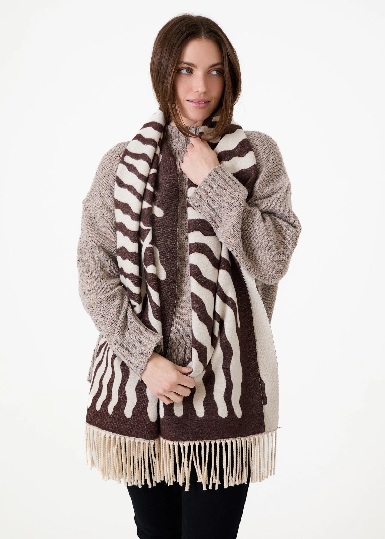 Jacquard Doubleface Scarf - Chocolate - Simply Rye