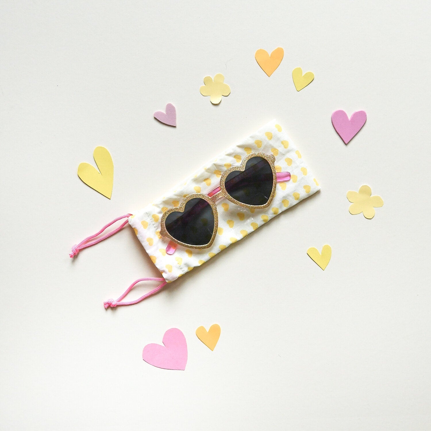 Rockahula Glitter Heart Sunglasses - Simply Rye