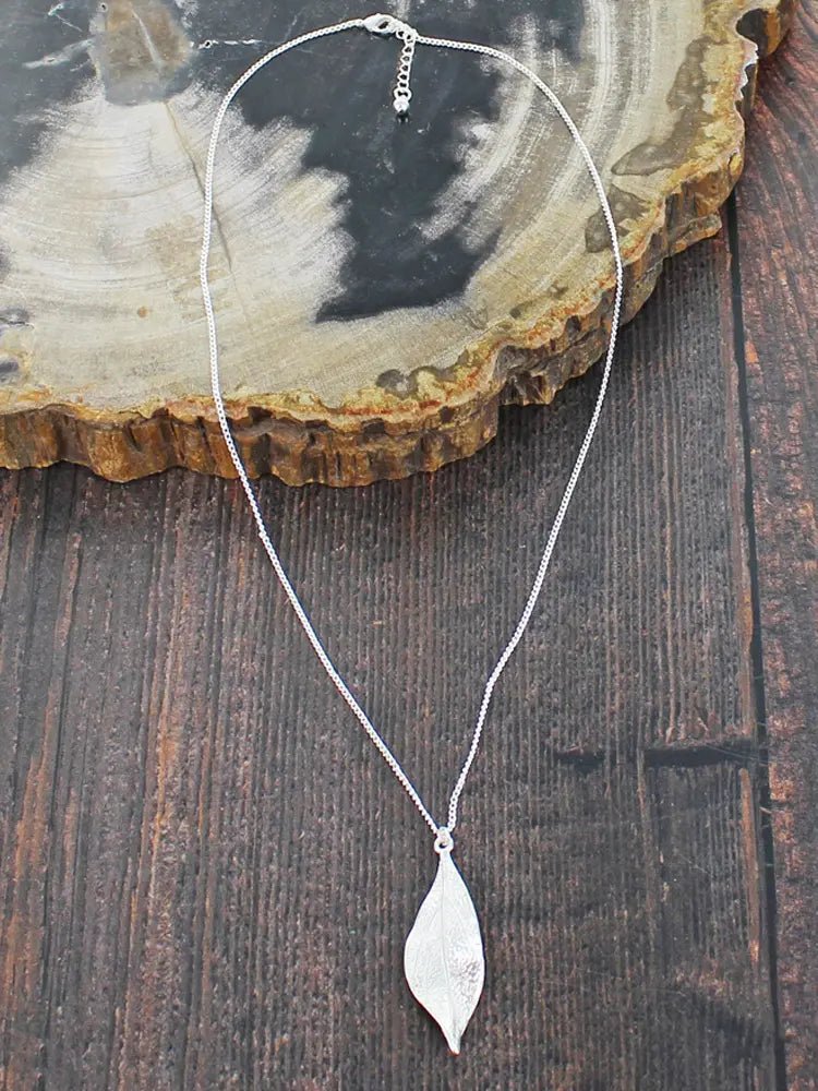 Silver Plated Leaf Pendant Necklace - Simply Rye
