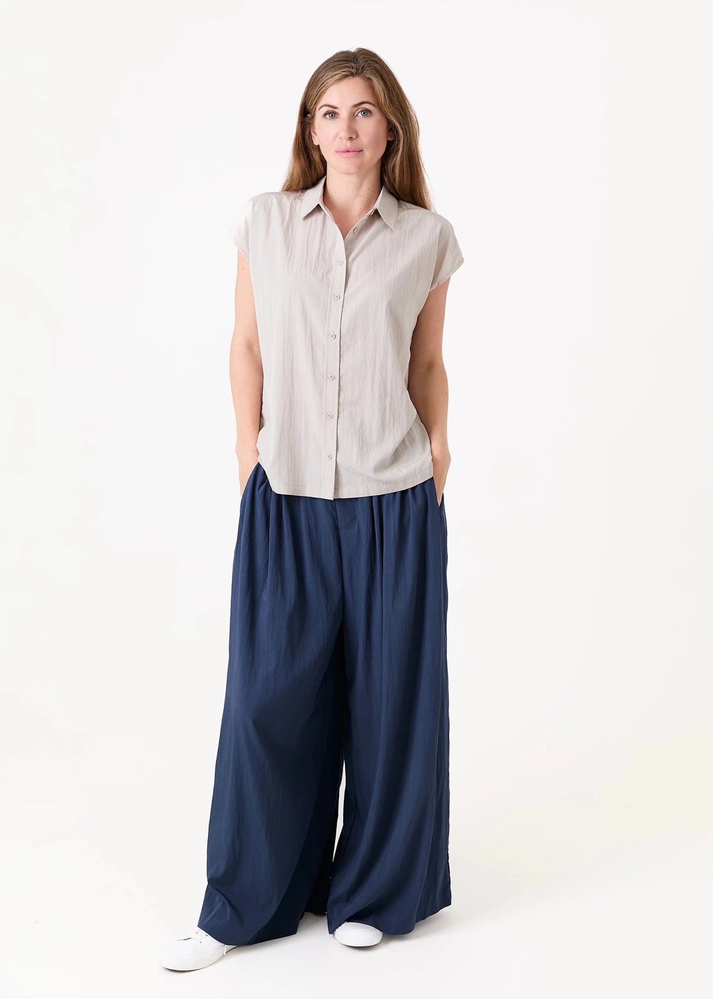 Wide Leg Pleated Palazzo Trousers - Navy - Simply Rye